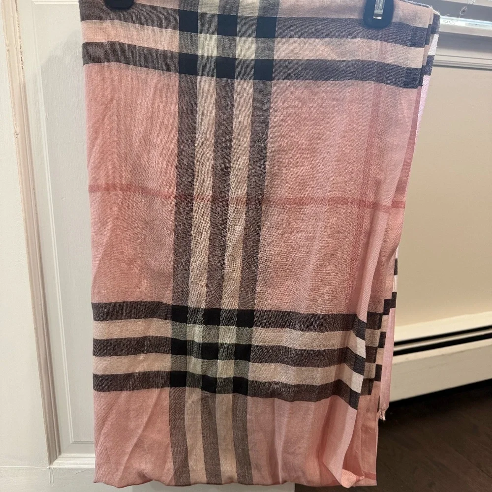 Authentic Burberry Scarf - Picture 1 of 1